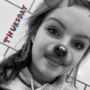 Meet your Posher, Avery